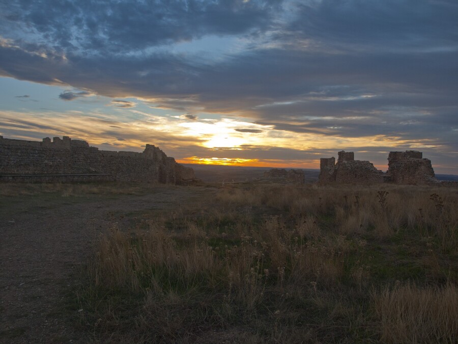 Atardecer en el Castillo de Gormaz, de mi amigo Alfredo Garcia.